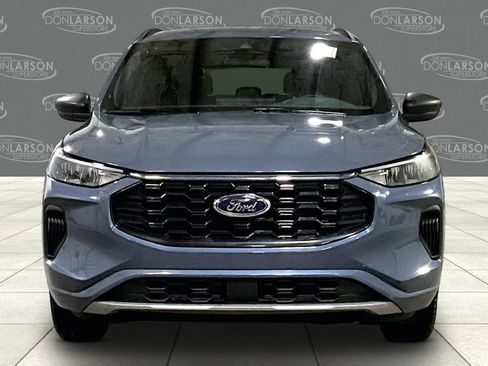 Used 2024 Ford Escape ST-Line w/ Tech Pack #1 AWD/4WD image 2