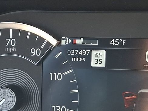 Used 2023 Land Rover Discovery HSE R-Dynamic image 25