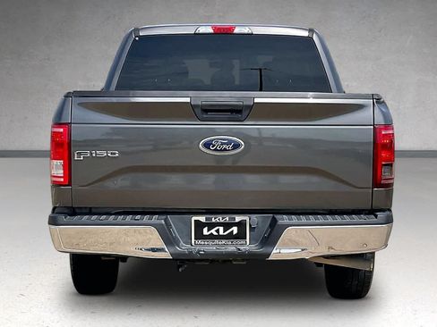 Used 2017 Ford F150 XLT RWD image 5