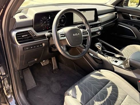 Used 2025 Kia Telluride SX X-Line AWD/4WD image 12