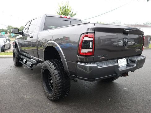 Used 2022 RAM 2500 Laramie AWD/4WD image 3