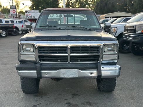 Used 1993 Dodge D/W Truck 250 image 3