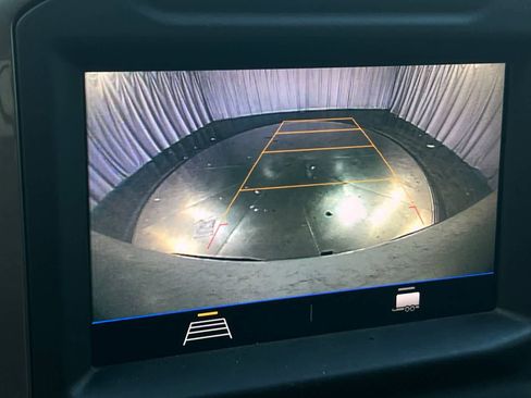 Used 2021 Chevrolet Silverado 1500 Custom image 20