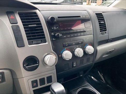 Used 2013 Toyota Tundra 2WD CrewMax w/ Tow Pkg image 32