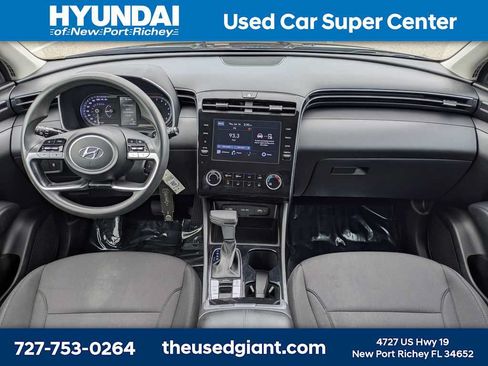 Certified 2024 Hyundai Tucson SE FWD image 15