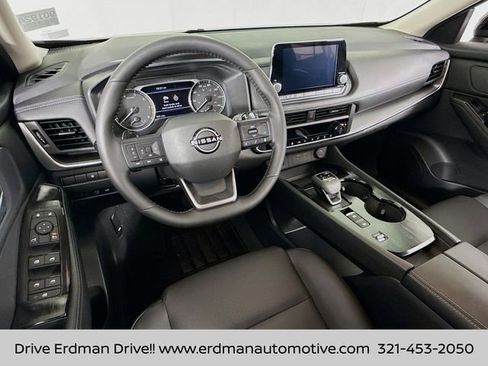 Certified 2026 Nissan Rogue SV image 7