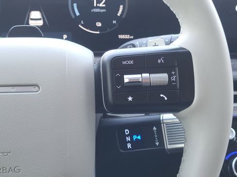 Used 2024 Hyundai Santa Fe Limited AWD/4WD image 15