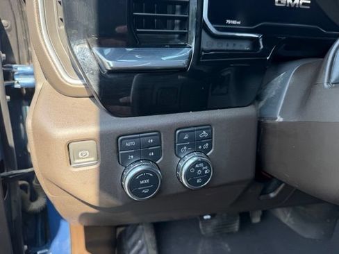 Certified 2024 GMC Sierra 1500 SLT AWD/4WD image 20