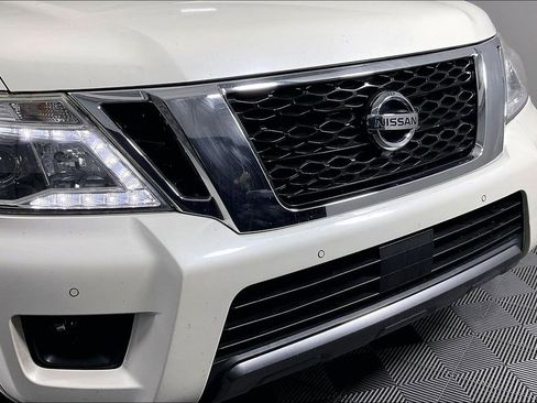 Used 2019 Nissan Armada Platinum w/ Captain's Chairs Package RWD image 38