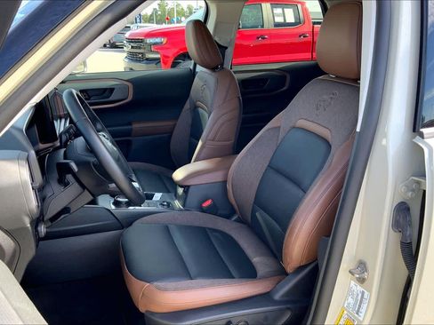 Certified 2025 Ford Bronco Sport Outer Banks w/ Outer Banks Tech Package+ image 8