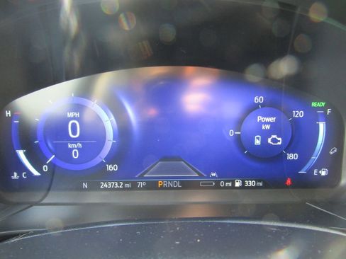 Used 2022 Ford Escape Titanium FWD image 31