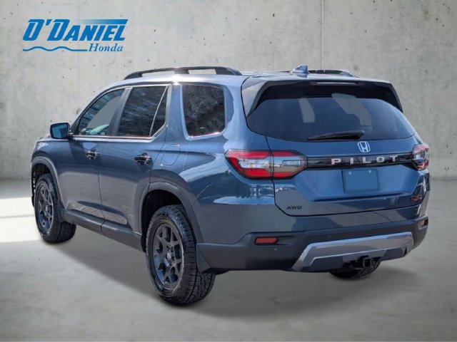 New 2026 Honda Pilot TrailSport image 3