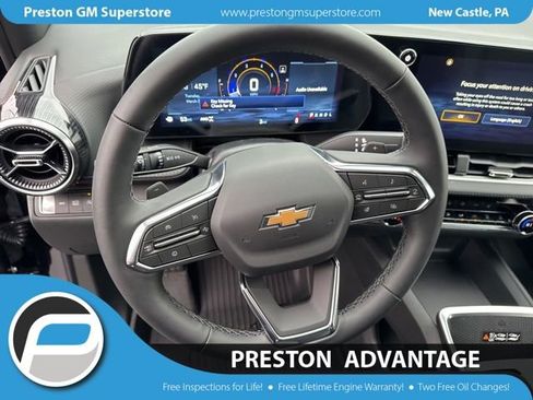 New 2026 Chevrolet Equinox LT w/ Convenience Package II AWD/4WD image 10