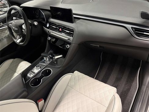 Used 2025 Genesis G70 3.3T Advanced w/ Sport Prestige Package image 27