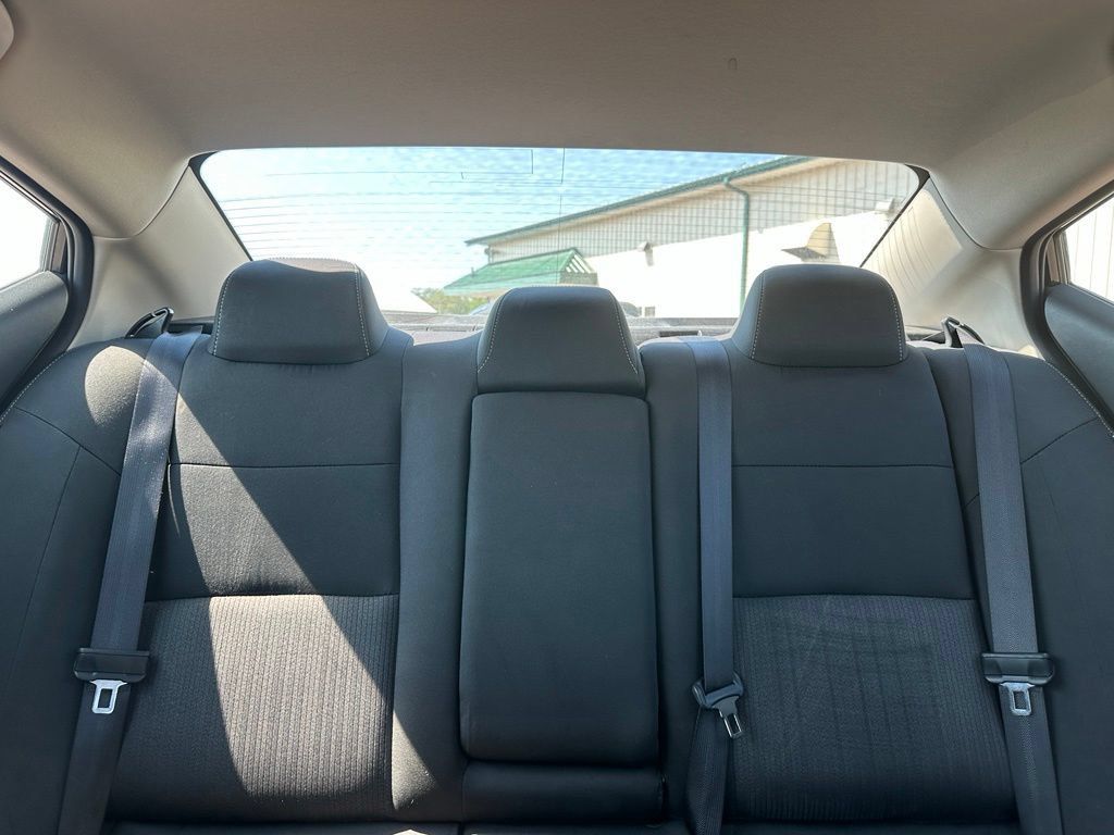 Used 2025 Nissan Altima 2.5 SV AWD/4WD image 33