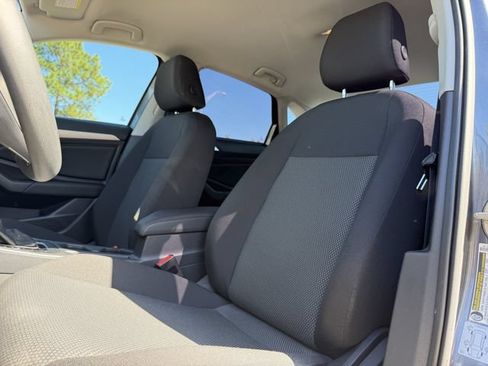 Used 2021 Volkswagen Jetta S w/ Driver Assistance Package FWD image 12