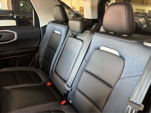 Used 2025 Ford Bronco Sport Outer Banks w/ Outer Banks Tech Package+ AWD/4WD image 29
