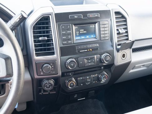 Used 2016 Ford F150 XLT AWD/4WD image 3