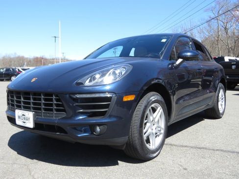Used 2017 Porsche Macan AWD/4WD image 1
