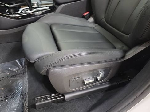 Used 2019 BMW X3 xDrive30i w/ Driving Assistance Package AWD/4WD image 26