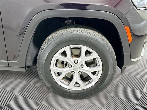 Used 2022 Jeep Grand Cherokee L Limited image 25