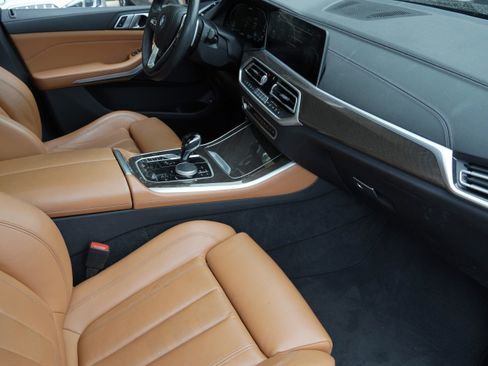 Used 2022 BMW X5 xDrive45e w/ Premium Package AWD/4WD image 11