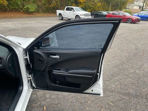 Used 2018 Dodge Charger R/T image 50
