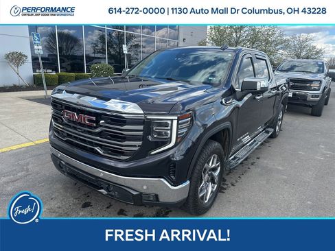 Used 2022 GMC Sierra 1500 SLT w/ SLT Premium Plus Package image 8