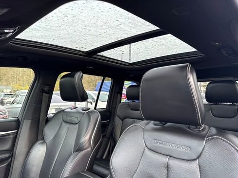 Used 2023 Jeep Grand Cherokee Overland w/ Luxury Tech Group IV image 27