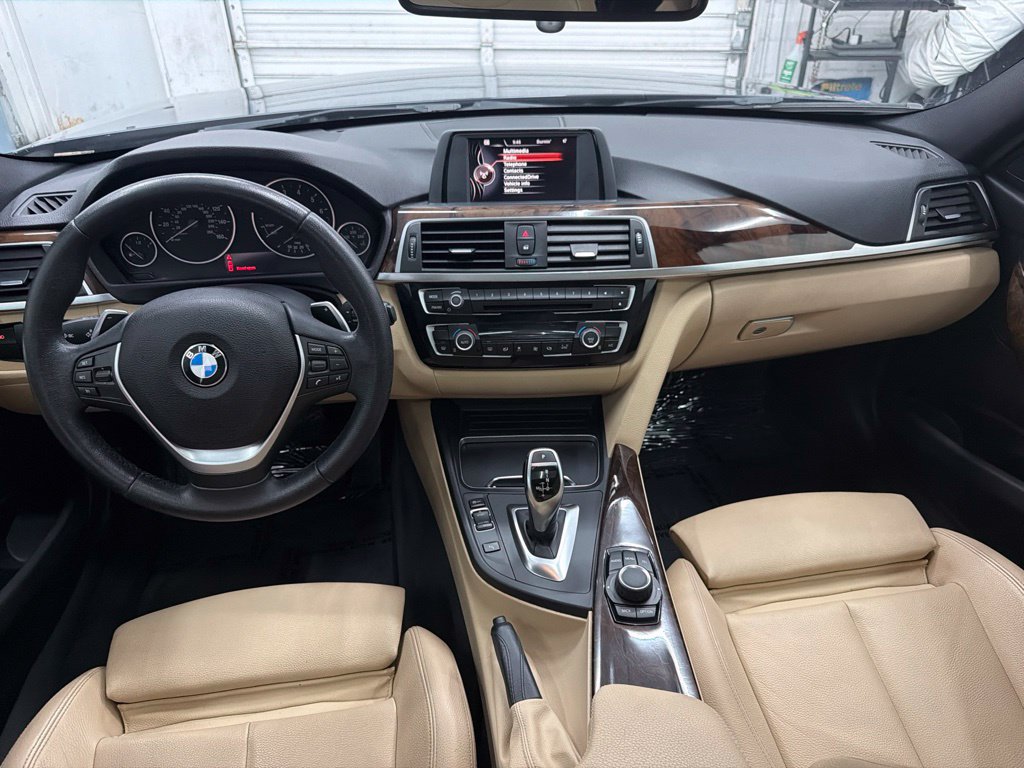 Used 2017 BMW 330i Sedan RWD image 27
