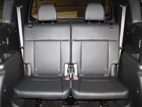 Used 2024 Hyundai Santa Fe Limited image 41