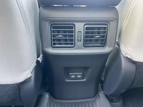 Used 2025 Toyota RAV4 XLE w/ Convenience Package FWD image 23