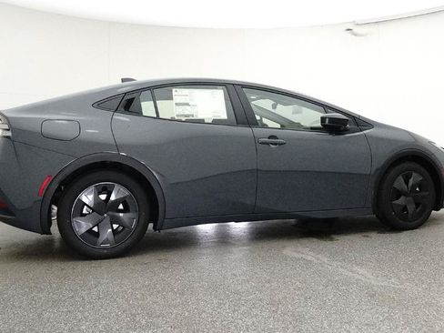 New 2025 Toyota Prius Plug-In Hybrid FWD image 21