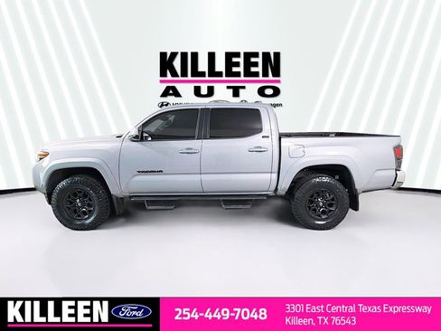 Used 2021 Toyota Tacoma 2WD Double Cab image 4