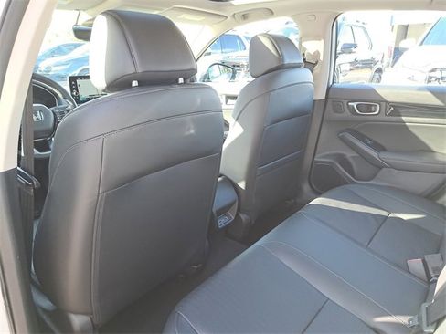 Used 2022 Honda Civic Touring image 9