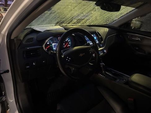 Used 2018 Chevrolet Impala LT image 8