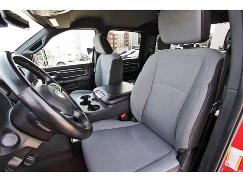 Used 2024 RAM 3500 Big Horn image 27