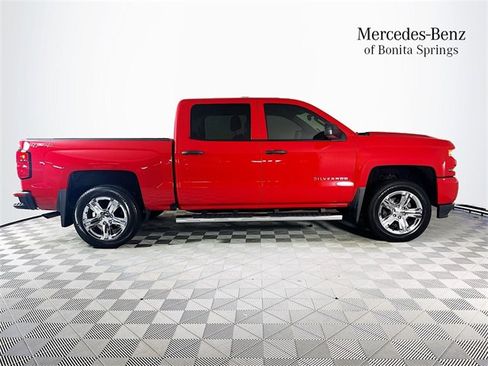 Used 2018 Chevrolet Silverado 1500 Custom w/ Custom Value Package image 8