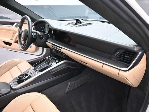 Certified 2024 Porsche 911 Turbo AWD/4WD image 22