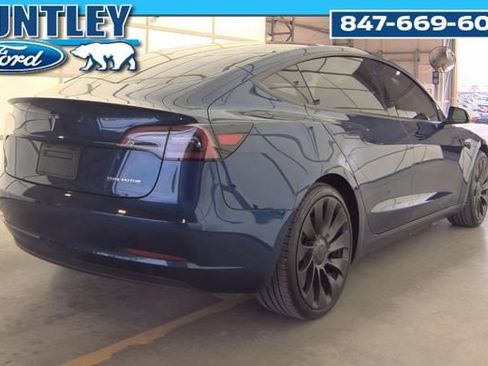 Used 2023 Tesla Model 3 Performance image 4