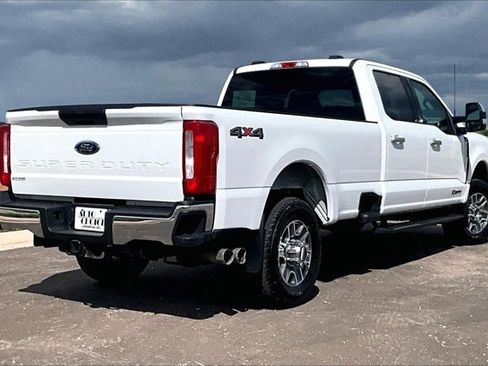 Used 2023 Ford F350 XLT w/ FX4 Off-Road Package AWD/4WD image 5