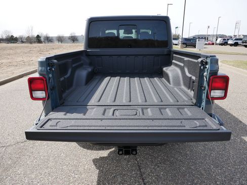 New 2026 Jeep Gladiator Sport AWD/4WD image 6