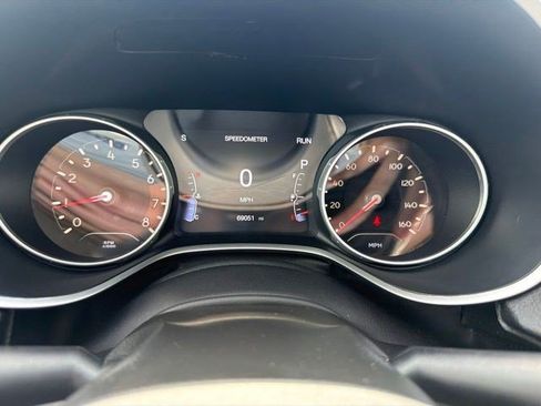 Used 2019 Jeep Compass Limited AWD/4WD image 26