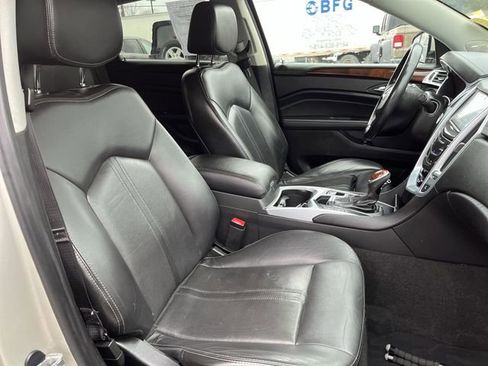 Used 2016 Cadillac SRX Luxury image 28