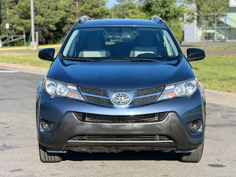 Used 2014 Toyota RAV4 LE AWD/4WD image 8