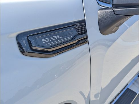 New 2026 GMC Sierra 1500 SLT w/ SLT Premium Plus Package AWD/4WD image 11