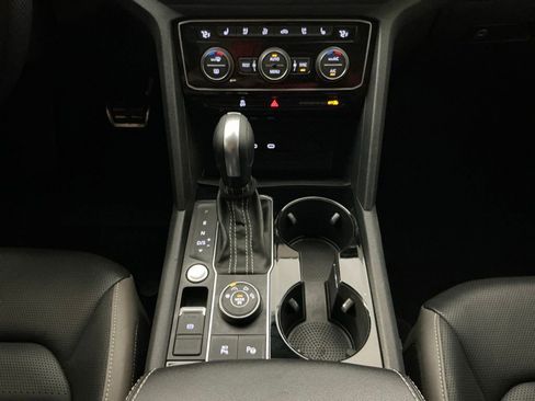 Used 2021 Volkswagen Atlas SEL Premium AWD/4WD image 13
