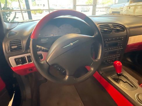 Used 2002 Ford Thunderbird RWD image 14
