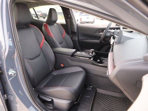 New 2026 Toyota Prius Plug-In Hybrid image 27