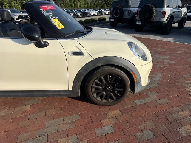 Used 2019 MINI Cooper Convertible w/ Signature Upholstery Package FWD image 17